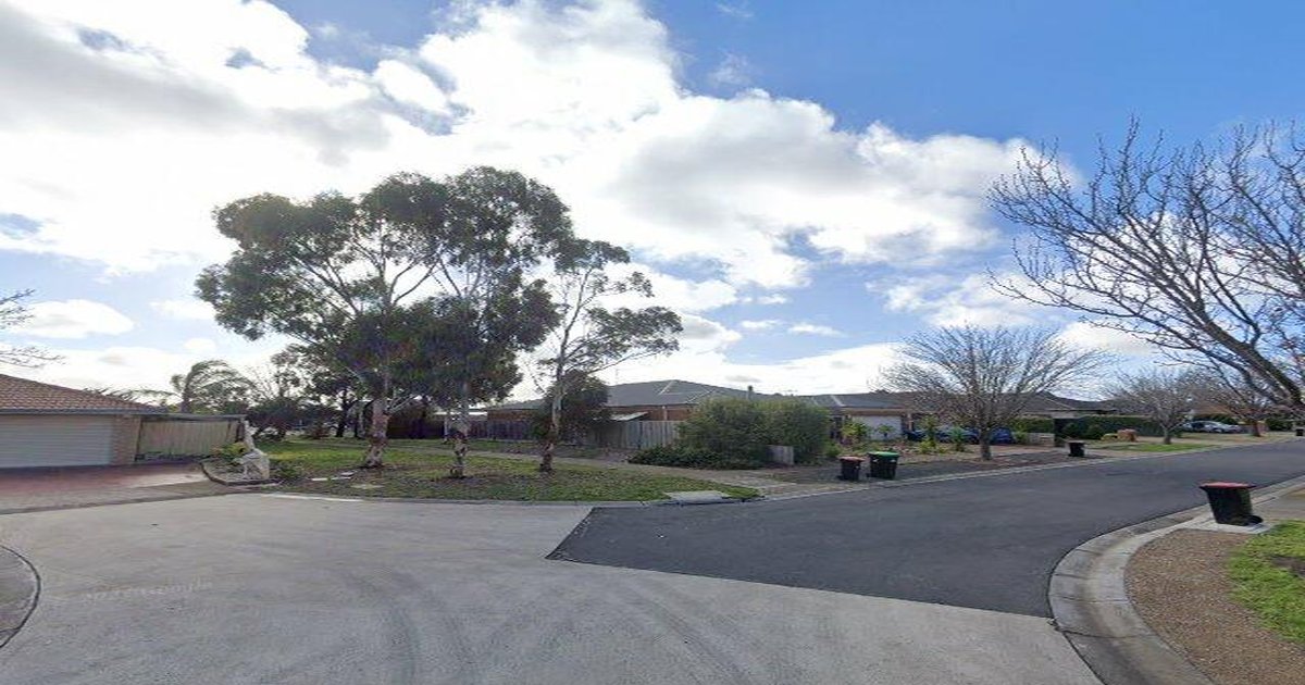 Moving to Taylors Hill — Practical Guide 2026