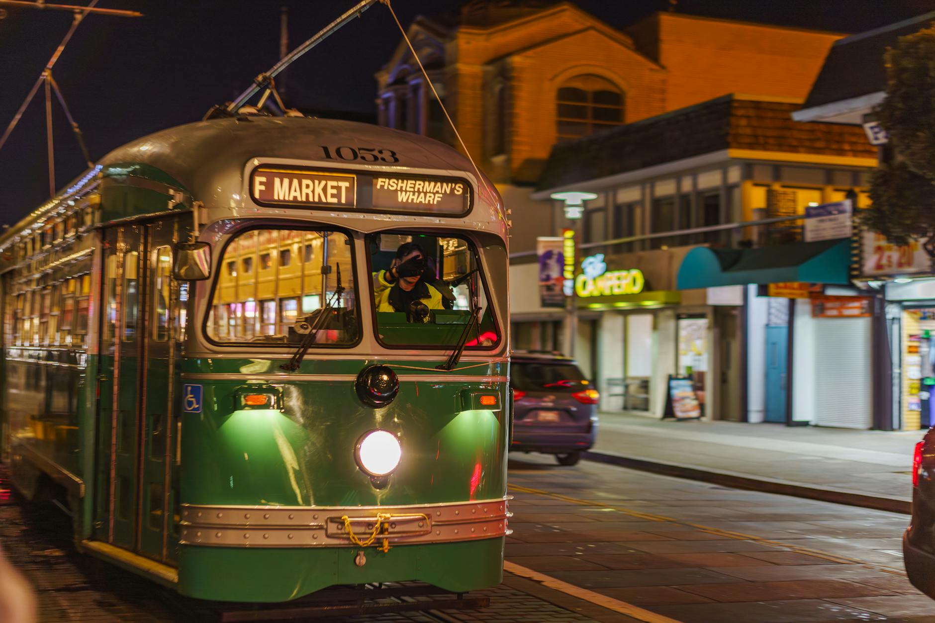 Thornbury Transport Guide 2026 — Trains, Trams and the Commute Reality