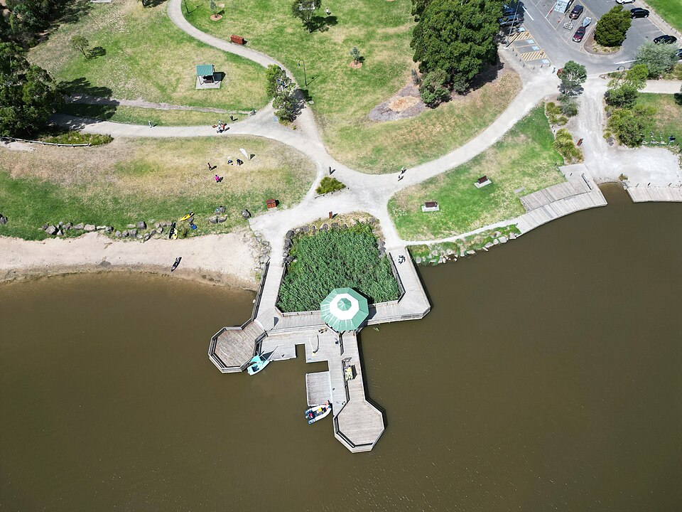 Lilydale Neighbourhood Guide — Streets and Pockets